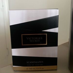 New open box victoria secret 3.4 oz scandalous perfume